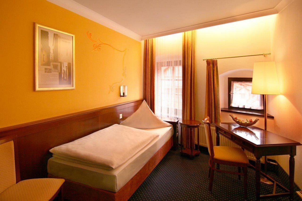 Altstadthotel Arch 4*